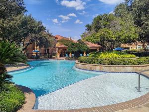Apartments for rent in San Antonio, TX - Pool and Patio Area